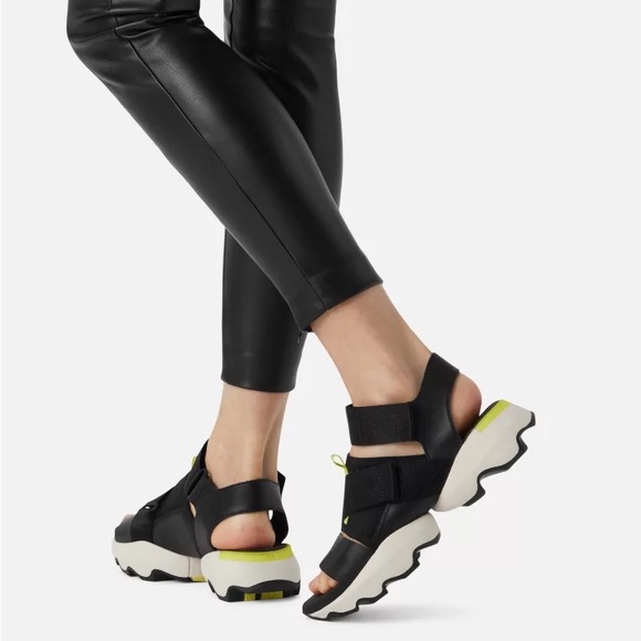 SOREL KINETIC™ IMPACT SPORTY SANDAL - Picture 5 of 15